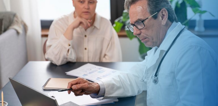 Como fazer a gestão financeira de uma clínica médica